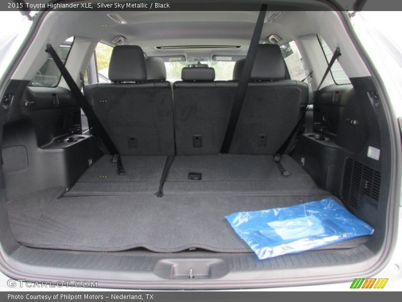 Silver Sky Metallic / Black 2015 Toyota Highlander XLE