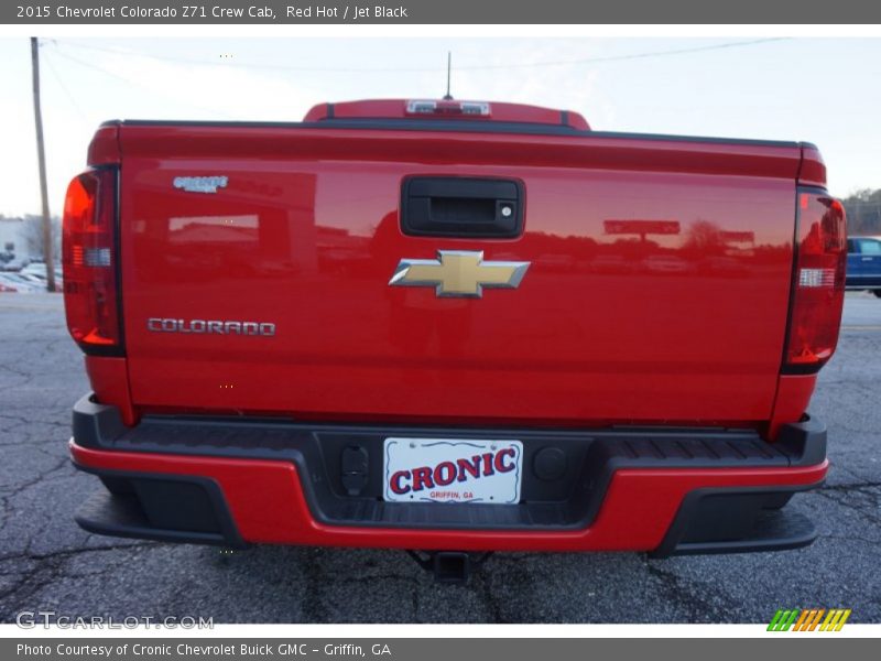 Red Hot / Jet Black 2015 Chevrolet Colorado Z71 Crew Cab