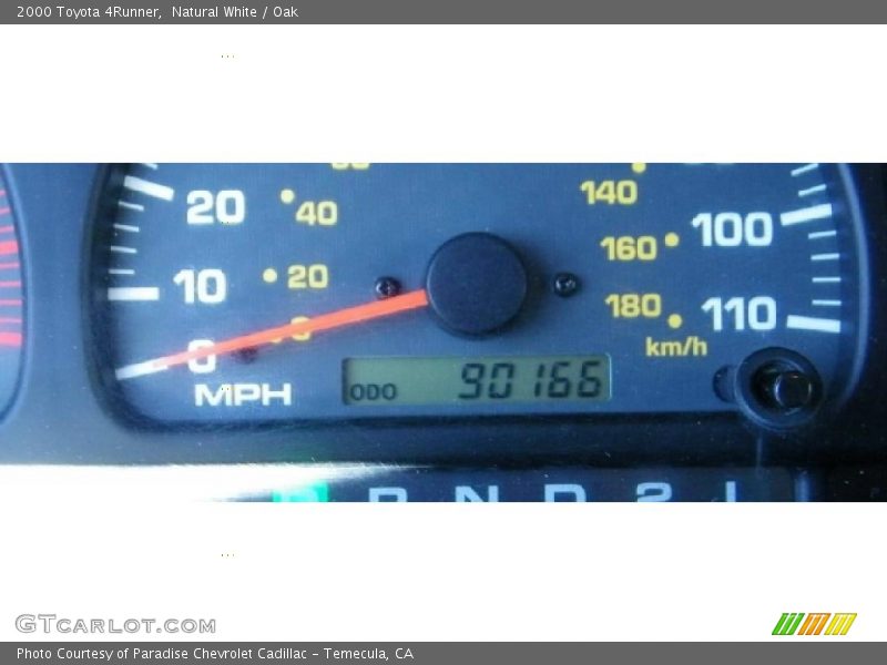 Natural White / Oak 2000 Toyota 4Runner