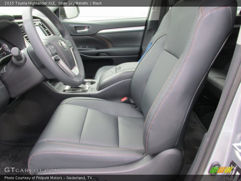 Silver Sky Metallic / Black 2015 Toyota Highlander XLE