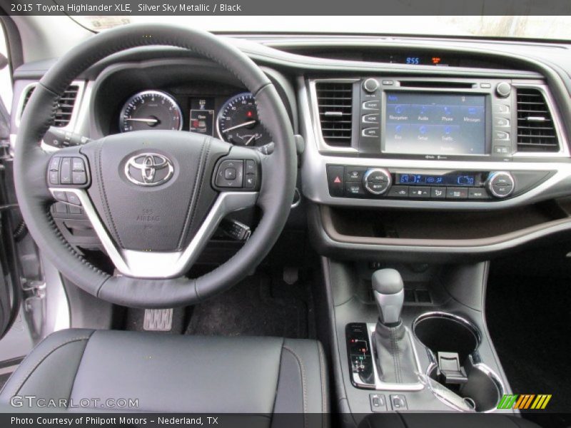 Silver Sky Metallic / Black 2015 Toyota Highlander XLE