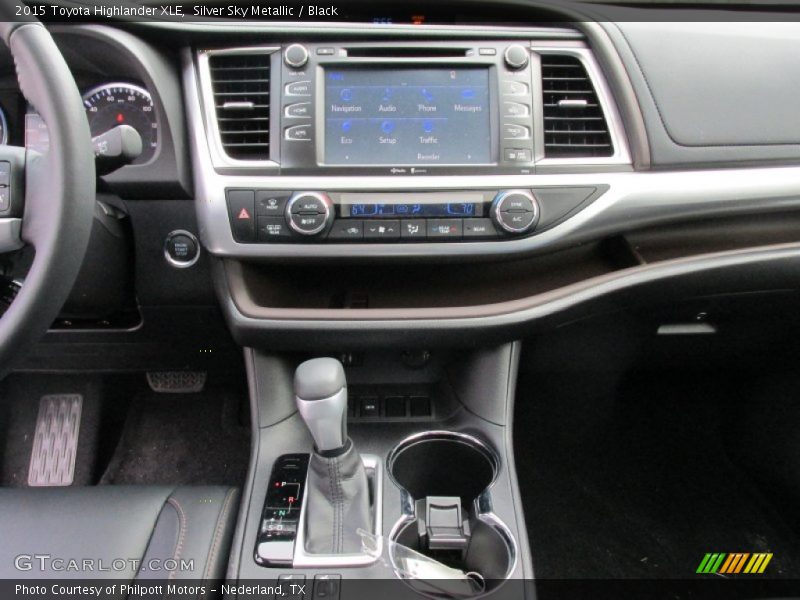 Silver Sky Metallic / Black 2015 Toyota Highlander XLE
