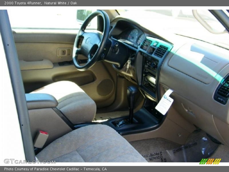 Natural White / Oak 2000 Toyota 4Runner