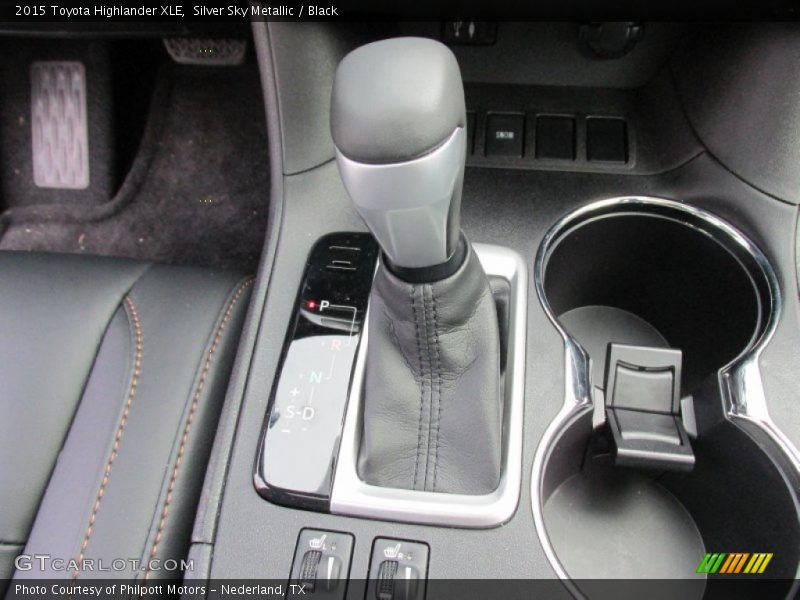 Silver Sky Metallic / Black 2015 Toyota Highlander XLE