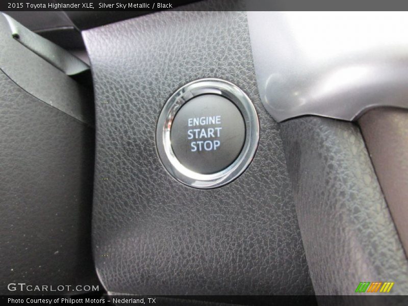 Silver Sky Metallic / Black 2015 Toyota Highlander XLE