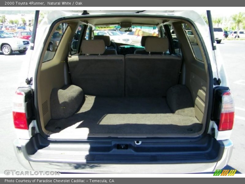 Natural White / Oak 2000 Toyota 4Runner