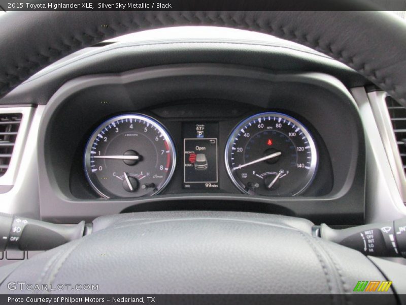 Silver Sky Metallic / Black 2015 Toyota Highlander XLE