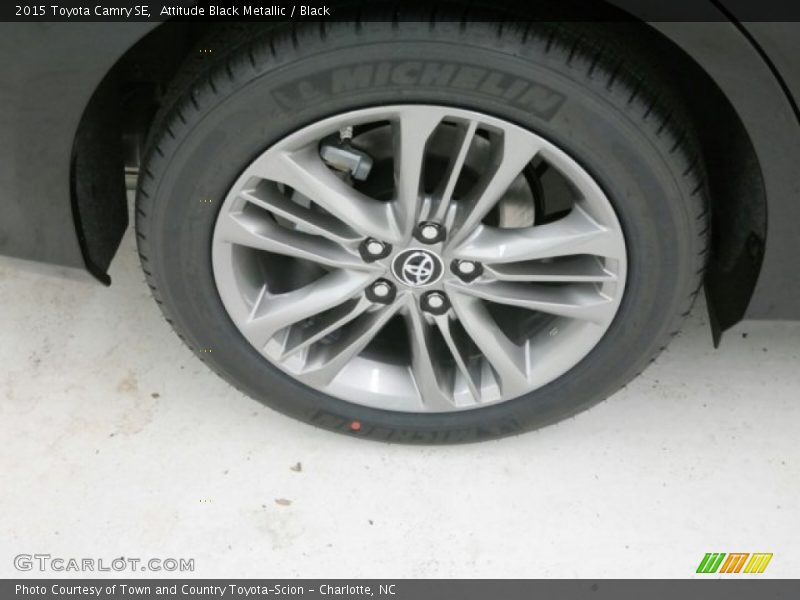 Attitude Black Metallic / Black 2015 Toyota Camry SE