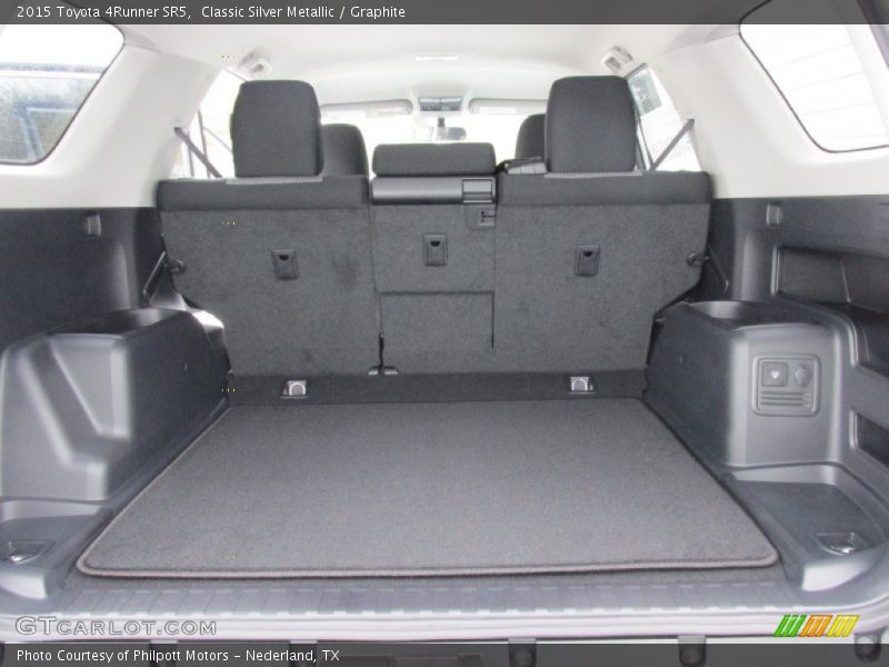 Classic Silver Metallic / Graphite 2015 Toyota 4Runner SR5