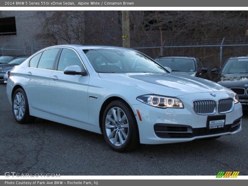 Alpine White / Cinnamon Brown 2014 BMW 5 Series 550i xDrive Sedan