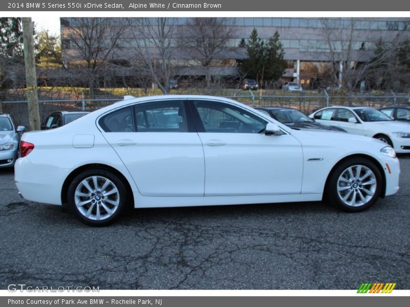Alpine White / Cinnamon Brown 2014 BMW 5 Series 550i xDrive Sedan