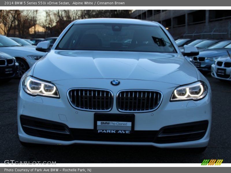Alpine White / Cinnamon Brown 2014 BMW 5 Series 550i xDrive Sedan