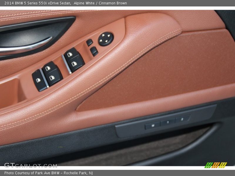 Alpine White / Cinnamon Brown 2014 BMW 5 Series 550i xDrive Sedan