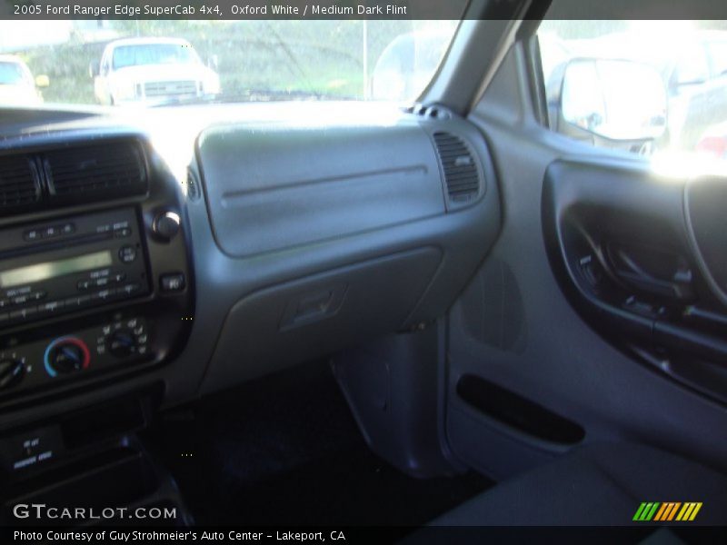 Oxford White / Medium Dark Flint 2005 Ford Ranger Edge SuperCab 4x4