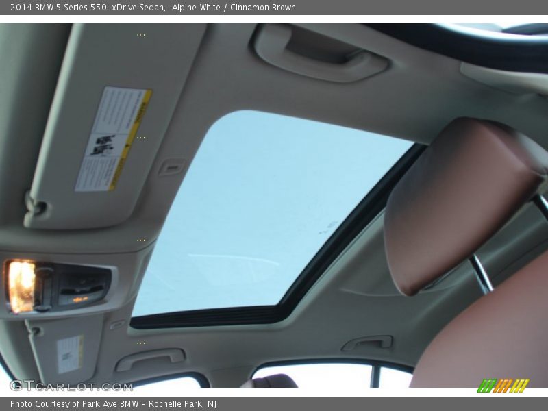 Alpine White / Cinnamon Brown 2014 BMW 5 Series 550i xDrive Sedan