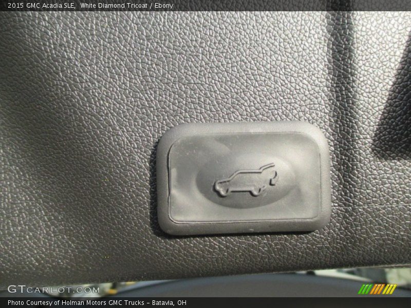 White Diamond Tricoat / Ebony 2015 GMC Acadia SLE
