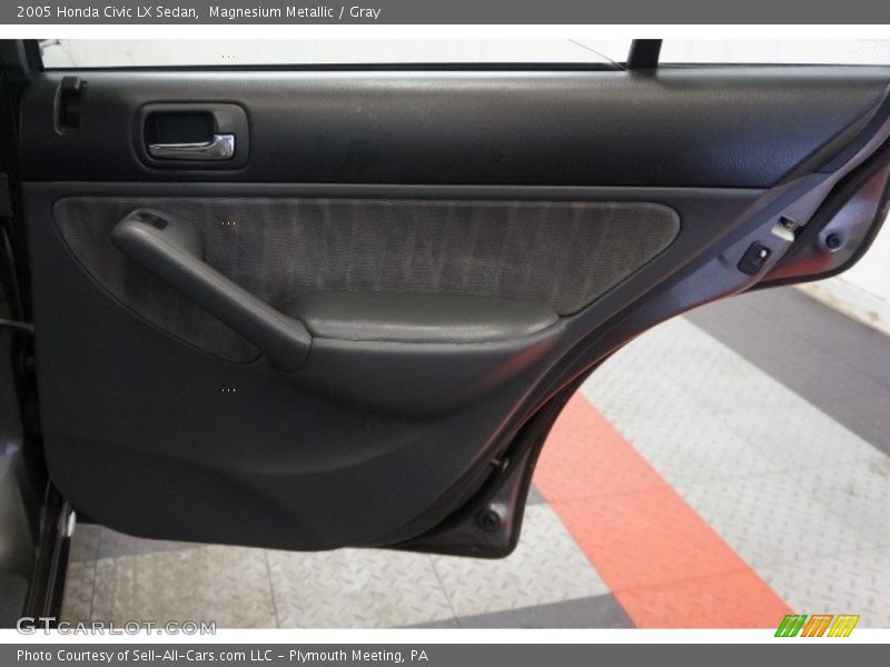 Magnesium Metallic / Gray 2005 Honda Civic LX Sedan