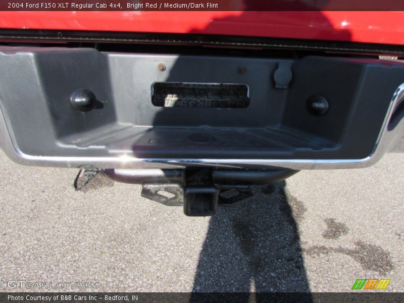 Bright Red / Medium/Dark Flint 2004 Ford F150 XLT Regular Cab 4x4