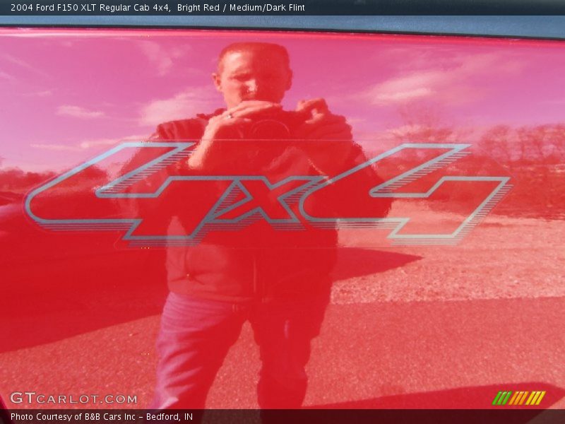 Bright Red / Medium/Dark Flint 2004 Ford F150 XLT Regular Cab 4x4