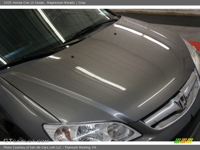 Magnesium Metallic / Gray 2005 Honda Civic LX Sedan
