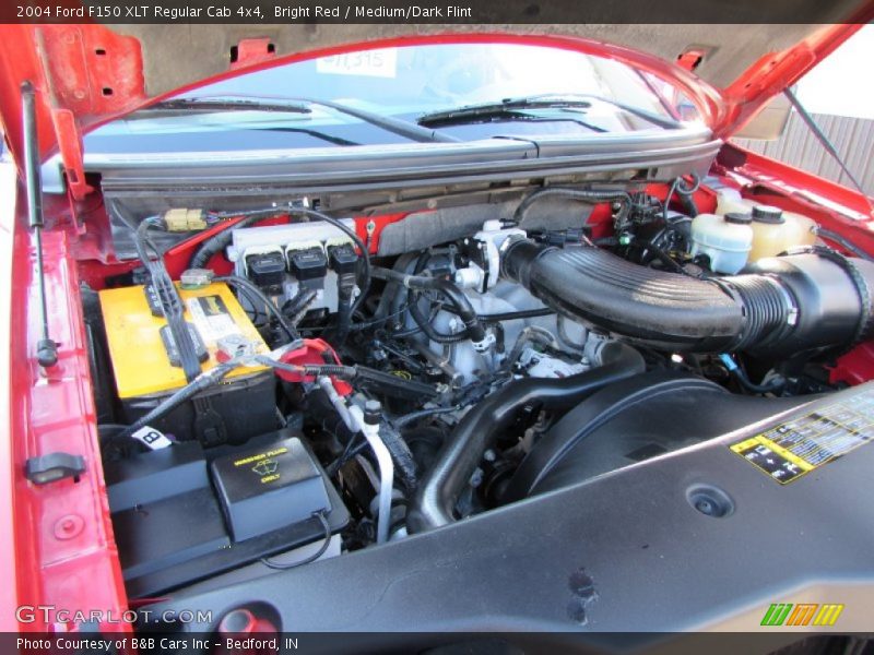 Bright Red / Medium/Dark Flint 2004 Ford F150 XLT Regular Cab 4x4