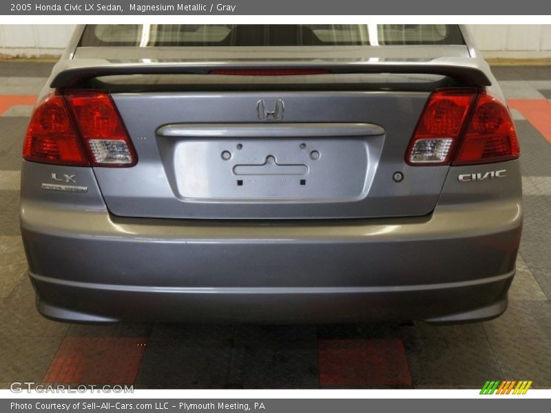 Magnesium Metallic / Gray 2005 Honda Civic LX Sedan
