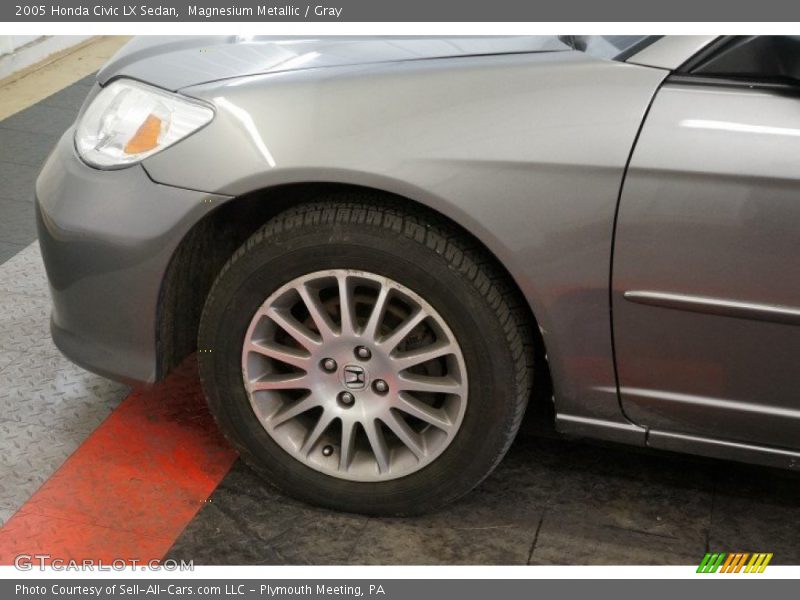 Magnesium Metallic / Gray 2005 Honda Civic LX Sedan