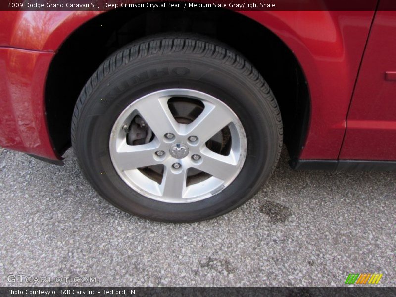 Deep Crimson Crystal Pearl / Medium Slate Gray/Light Shale 2009 Dodge Grand Caravan SE