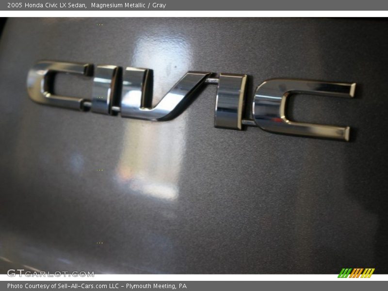 Magnesium Metallic / Gray 2005 Honda Civic LX Sedan