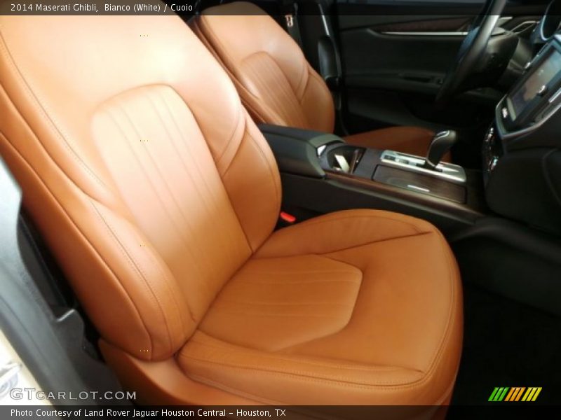 Front Seat of 2014 Ghibli 