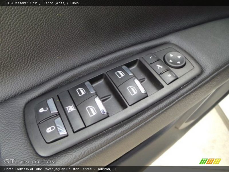 Bianco (White) / Cuoio 2014 Maserati Ghibli