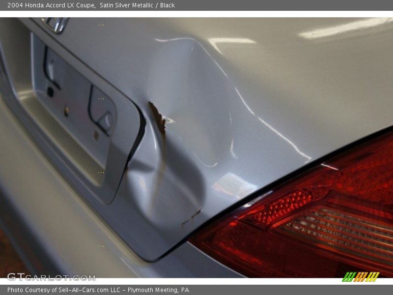 Satin Silver Metallic / Black 2004 Honda Accord LX Coupe