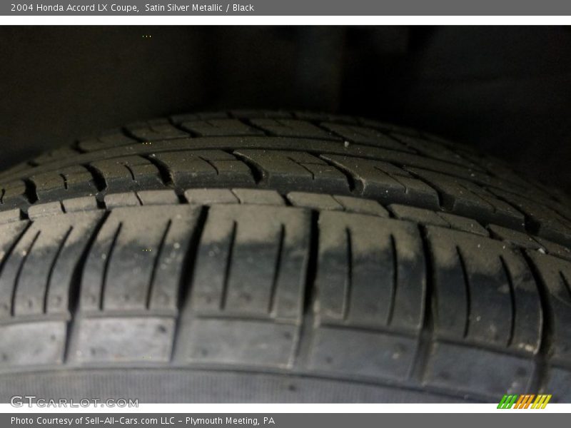 Satin Silver Metallic / Black 2004 Honda Accord LX Coupe