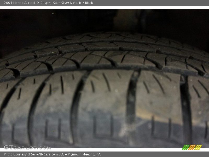 Satin Silver Metallic / Black 2004 Honda Accord LX Coupe