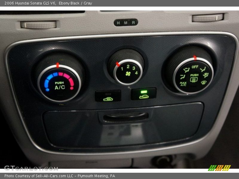 Ebony Black / Gray 2006 Hyundai Sonata GLS V6