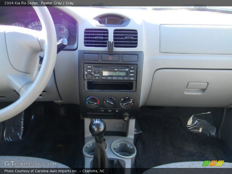 Pewter Gray / Gray 2004 Kia Rio Sedan