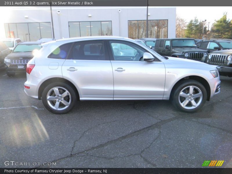 Ice Silver Metallic / Black 2011 Audi Q5 3.2 quattro