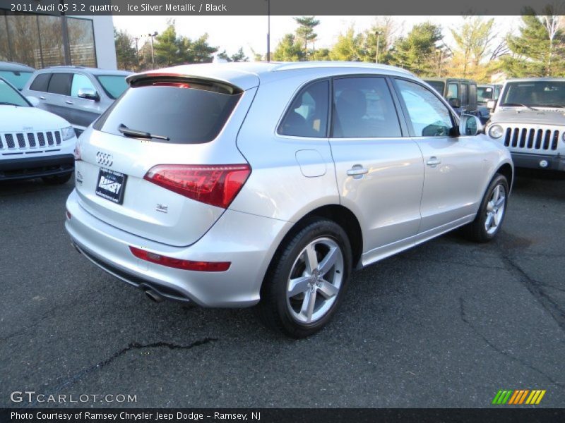 Ice Silver Metallic / Black 2011 Audi Q5 3.2 quattro