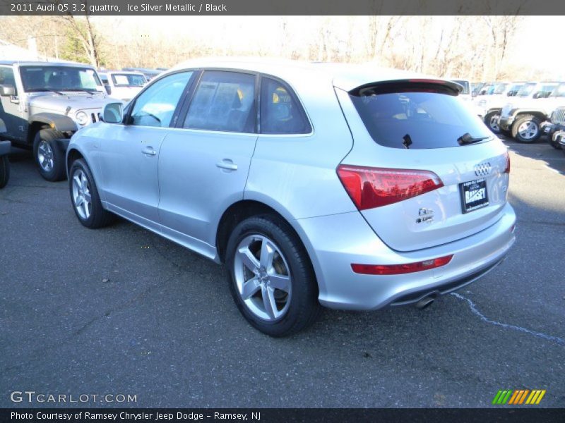Ice Silver Metallic / Black 2011 Audi Q5 3.2 quattro