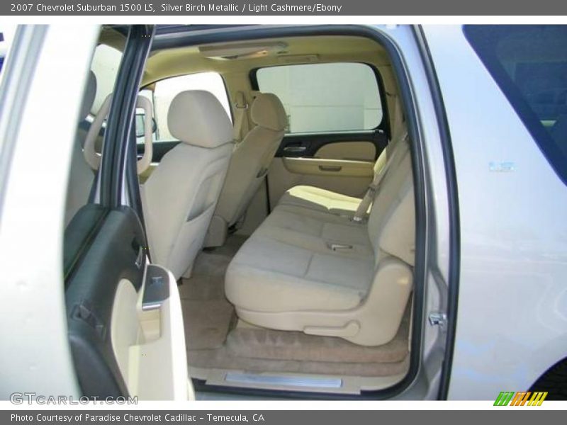 Silver Birch Metallic / Light Cashmere/Ebony 2007 Chevrolet Suburban 1500 LS