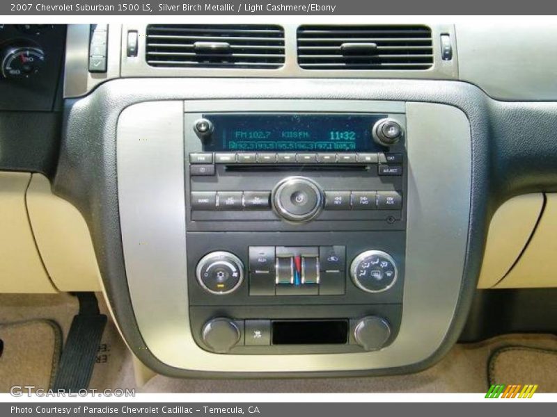 Silver Birch Metallic / Light Cashmere/Ebony 2007 Chevrolet Suburban 1500 LS