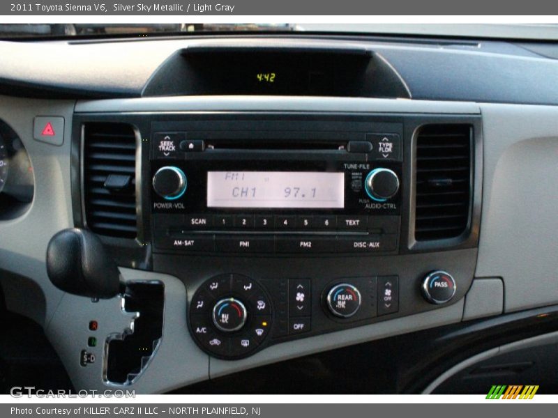 Silver Sky Metallic / Light Gray 2011 Toyota Sienna V6