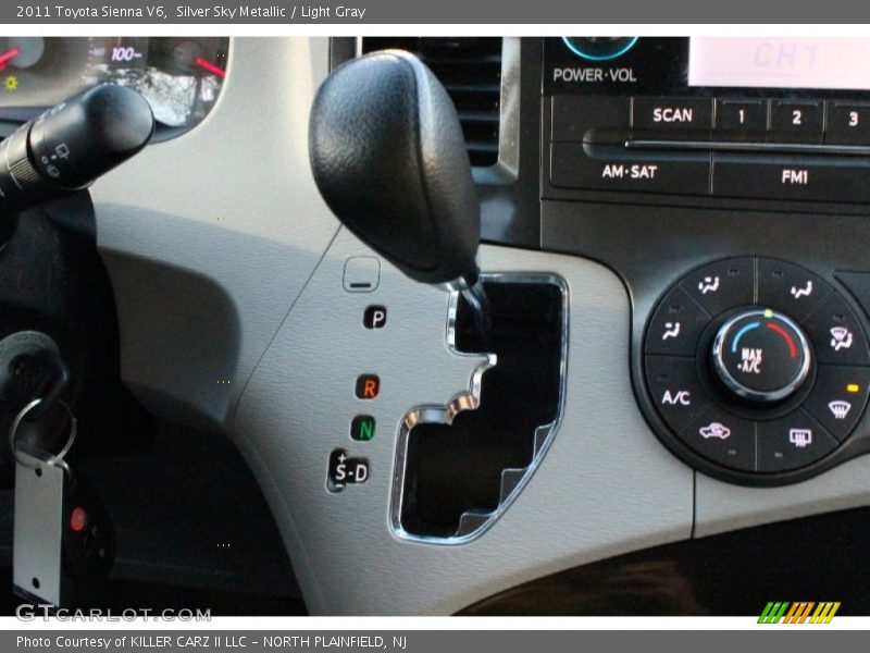 Silver Sky Metallic / Light Gray 2011 Toyota Sienna V6