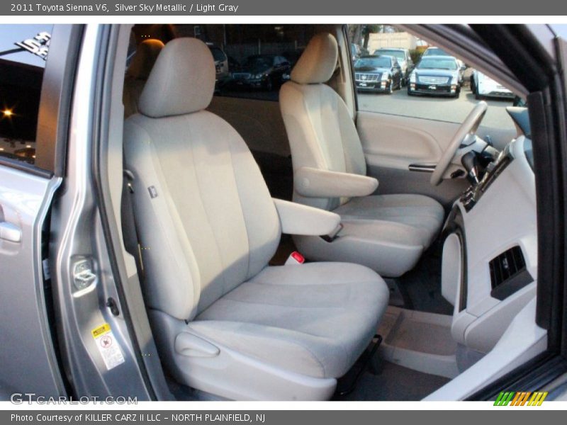 Silver Sky Metallic / Light Gray 2011 Toyota Sienna V6