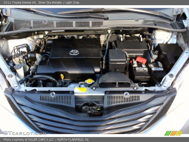 Silver Sky Metallic / Light Gray 2011 Toyota Sienna V6