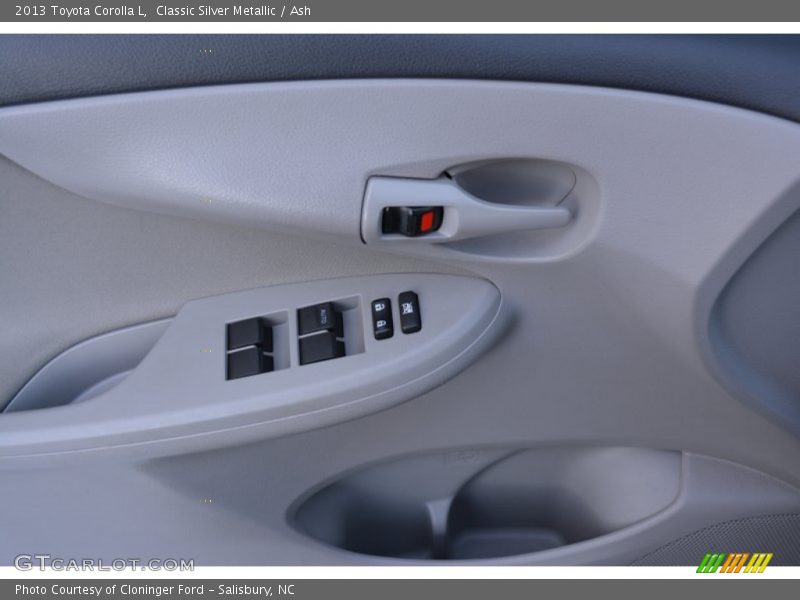 Classic Silver Metallic / Ash 2013 Toyota Corolla L