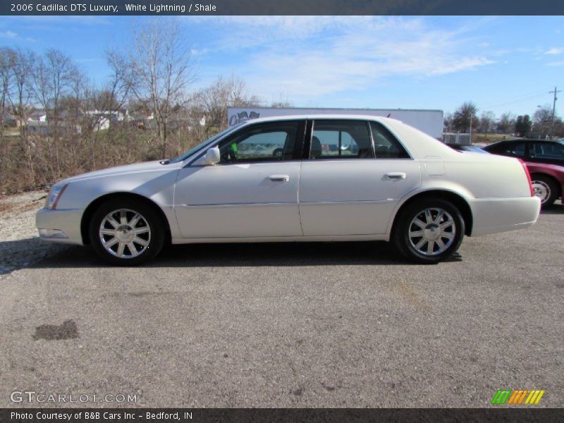 White Lightning / Shale 2006 Cadillac DTS Luxury