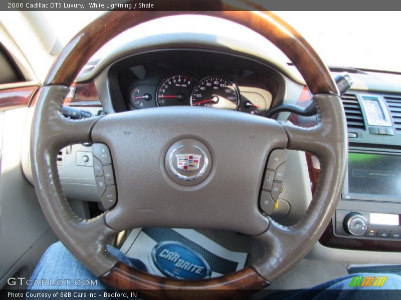 White Lightning / Shale 2006 Cadillac DTS Luxury