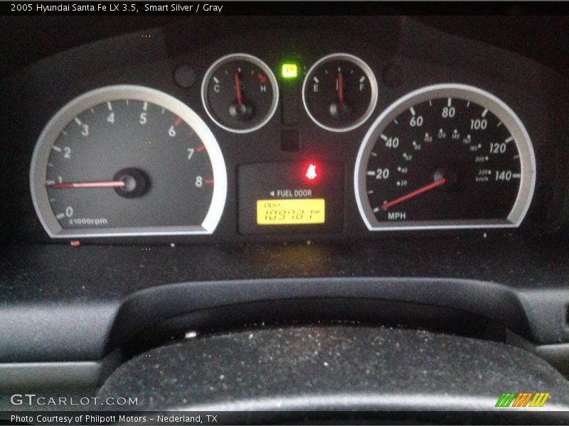 Smart Silver / Gray 2005 Hyundai Santa Fe LX 3.5