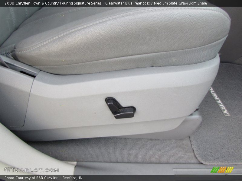 Clearwater Blue Pearlcoat / Medium Slate Gray/Light Shale 2008 Chrysler Town & Country Touring Signature Series